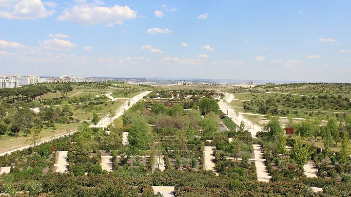 Parque Forestal de Valdebebas - Felipe V / Asqueladd (WIKIPEDIA)
