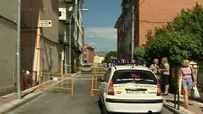 En Villalba derribarán el edificio desahuciado por sus grietas