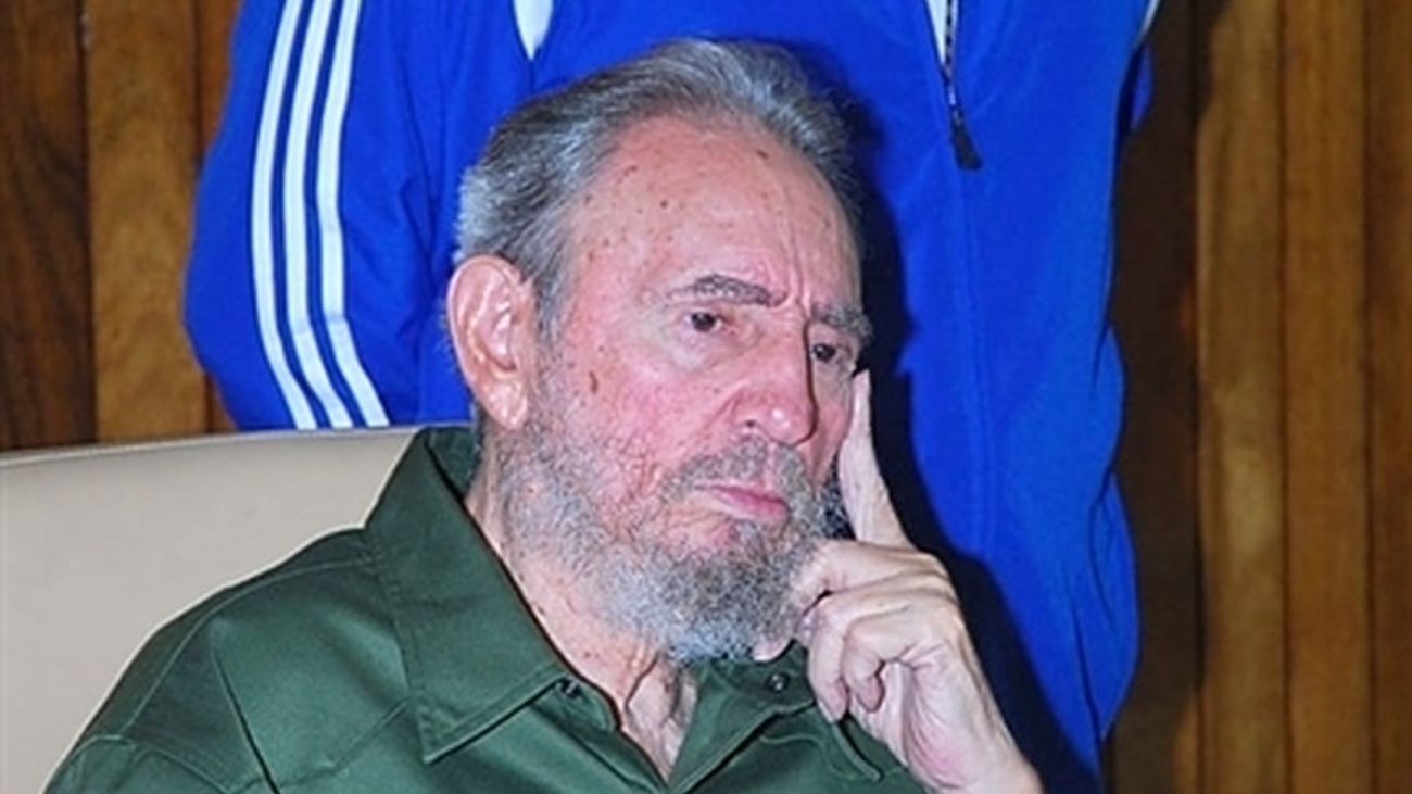 Fidel Castro aparece en público