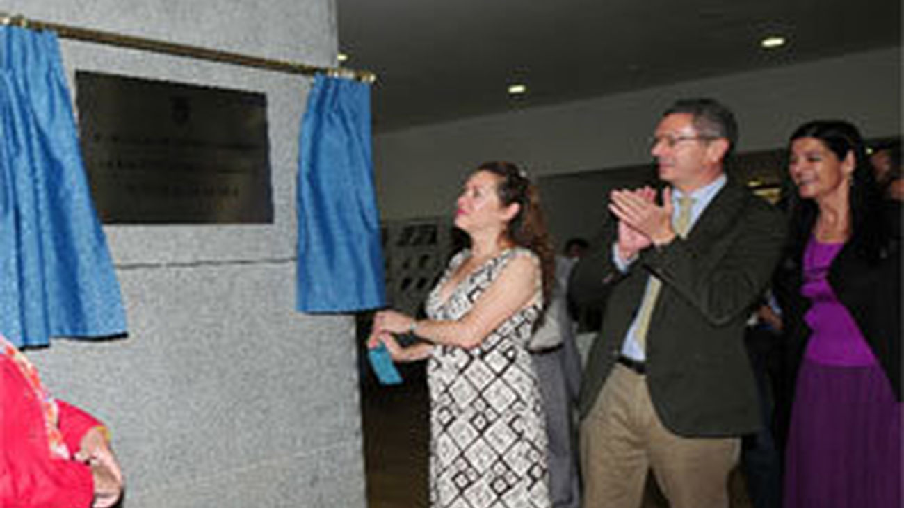 Gallardón inaugura la biblioteca