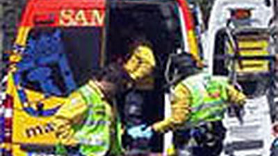 Fallece un motorista tras colisionar  con un monovolumen en Miraflores