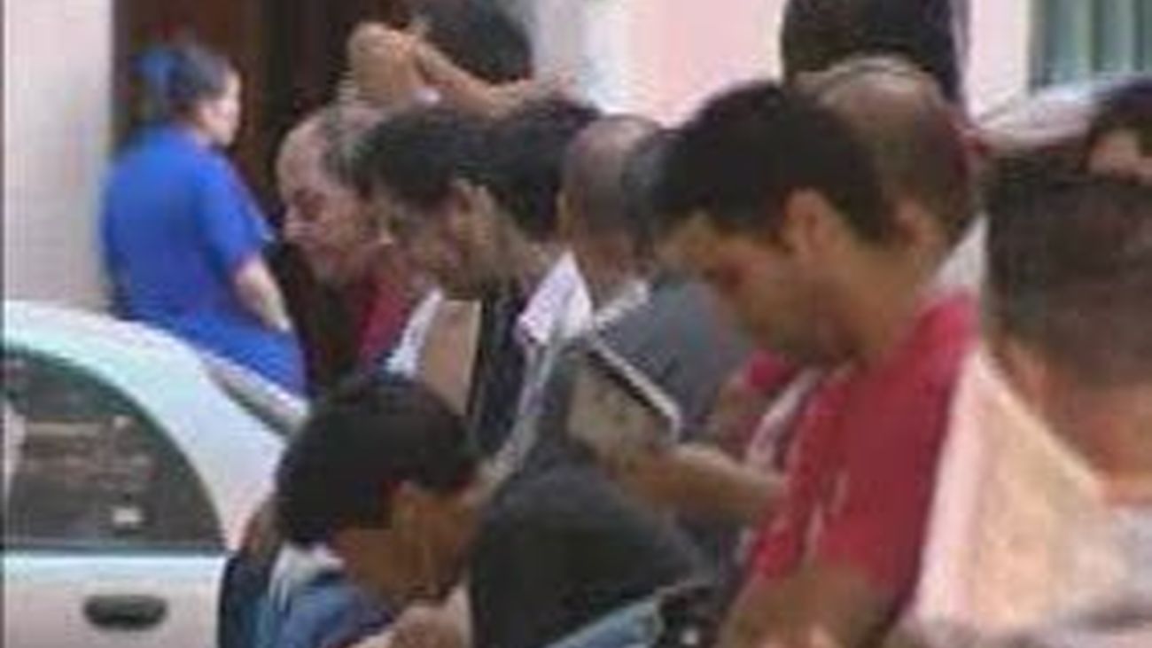 El paro sube en 32.800 personas y la tasa al 20.09%