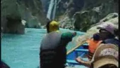 Cuatro españoles desaparecidos en un río en México