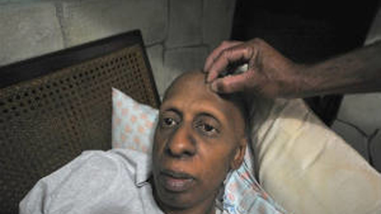 Fariñas acusa a Zapatero de "prestarse al juego" de  Castro