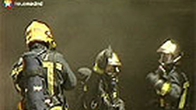 Ocho heridos, entre ellos cinco bomberos, en una explosión en un local de Sarrià