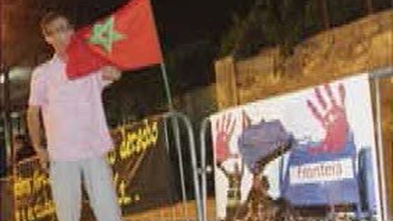 El día de fiesta impide el boicot en la frontera de Melilla