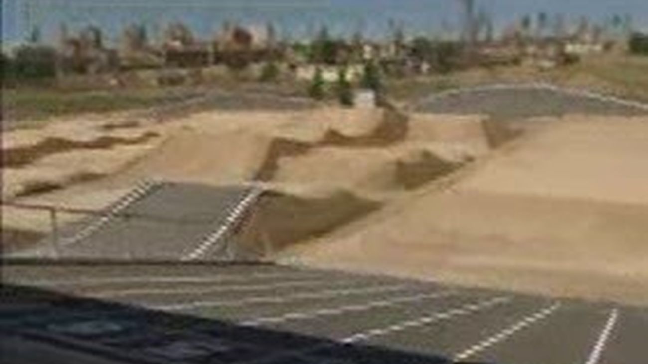 Seis pistas de pádel y tenis y un circuito de bicicleta en Madrid Río