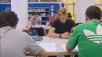 Once bibliotecas públicas de la Comunidad abren en horario especial por los exámenes de septiembre