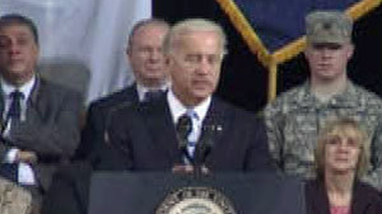 El vicepresidente de EE.UU. Biden asiste en Irak al acto que pone fin a la operación "Libertad duradera"