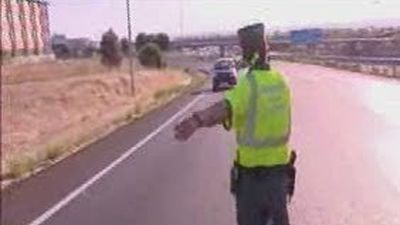 Tráfico intensificará los controles sobre el uso del cinturón y las 'sillitas' infantiles