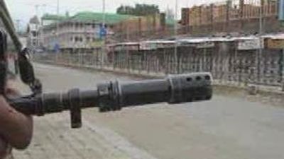 India llama a la calma en Cachemira, donde nuevas protestas dejan 5 muertos