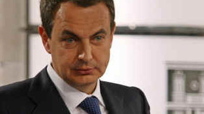 Zapatero llega a Kazajistán para respaldar las inversiones españolas