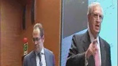 Las Cajas advierten de una nueva subida de impuestos para todas las rentas