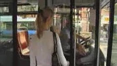 Gallardón presenta el "wifibus"