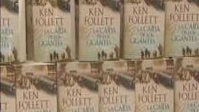 Sale a la venta en todo el mundo la nueva novela  de Ken Follet, 'La caída de los gigantes'