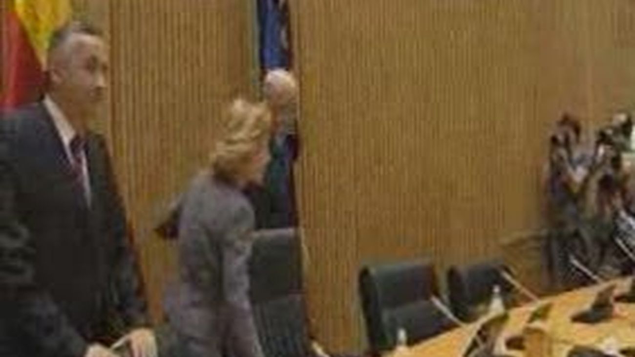 El Gobierno reduce en un 5,2% las ayudas a  la dependencia y en un 8,9% las de la familia