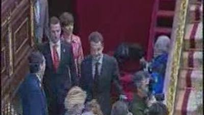 Aguirre felicita a Gómez por su victoria mientras los socialistas niegan que debilite a Zapatero