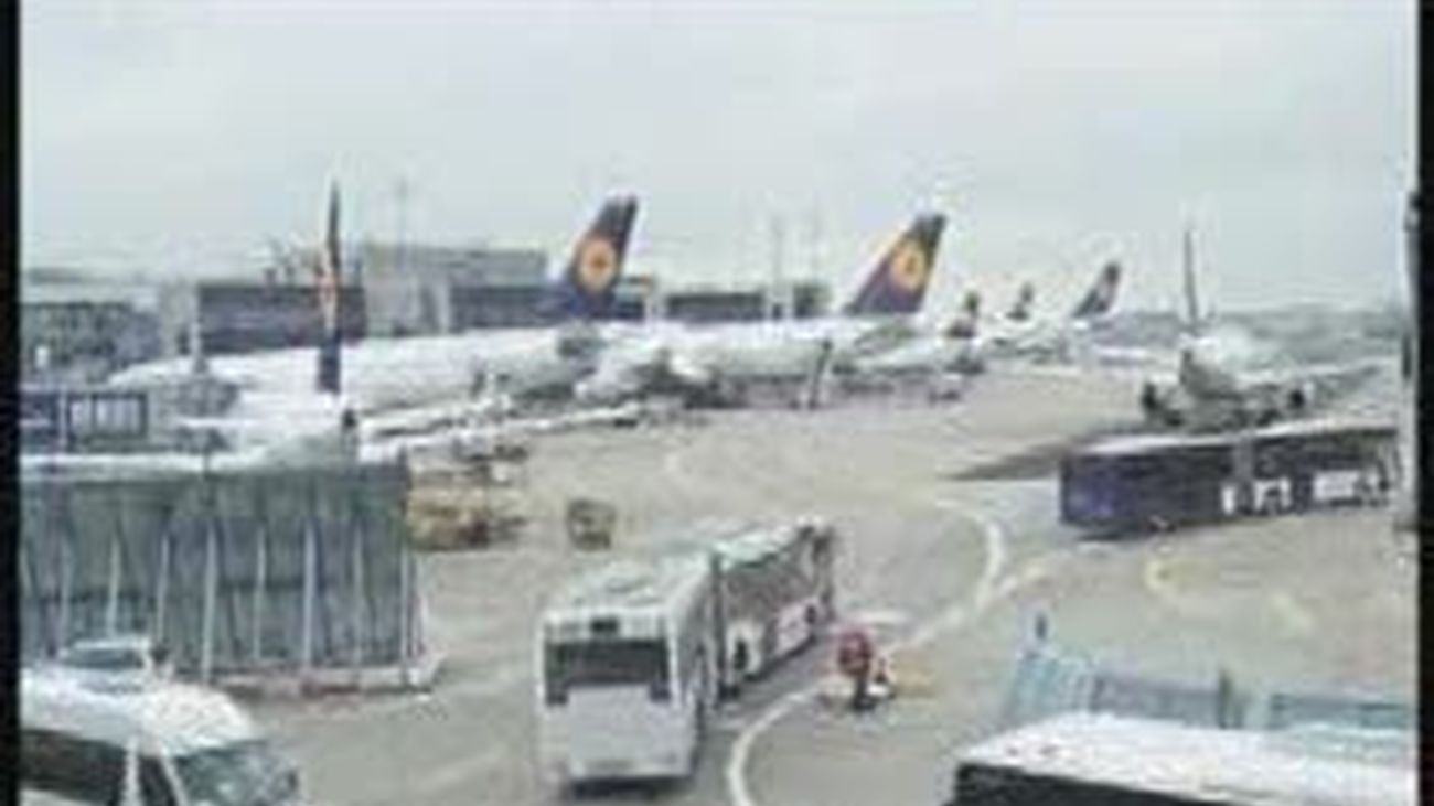 Japón se suma a EEUU y Reino Unido y alerta contra posibles atentados en Europa