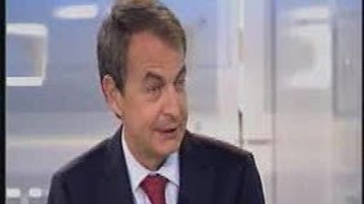 Zapatero no cree que alguien en el PSOE esté intentando moverle el sillón