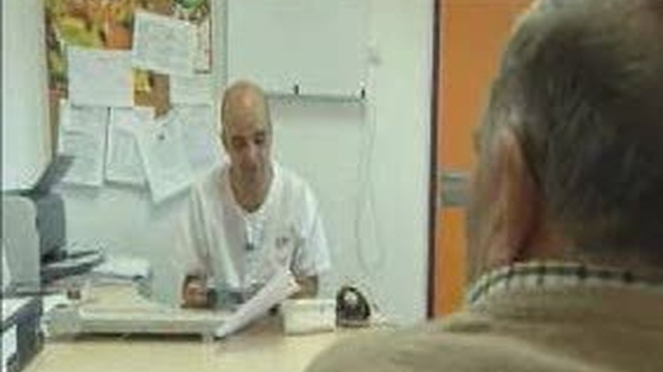 Los madrileños ya pueden elegir médico de familia, pediatra y enfermero de Atención Primaria