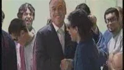 Los 33 mineros chilenos se recuperan con rapidez en el hospital tras su rescate