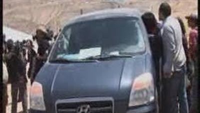 Compañeros de los 33 mineros chilenos se manifiestan para  exigir a la empresa que pague los atrasos