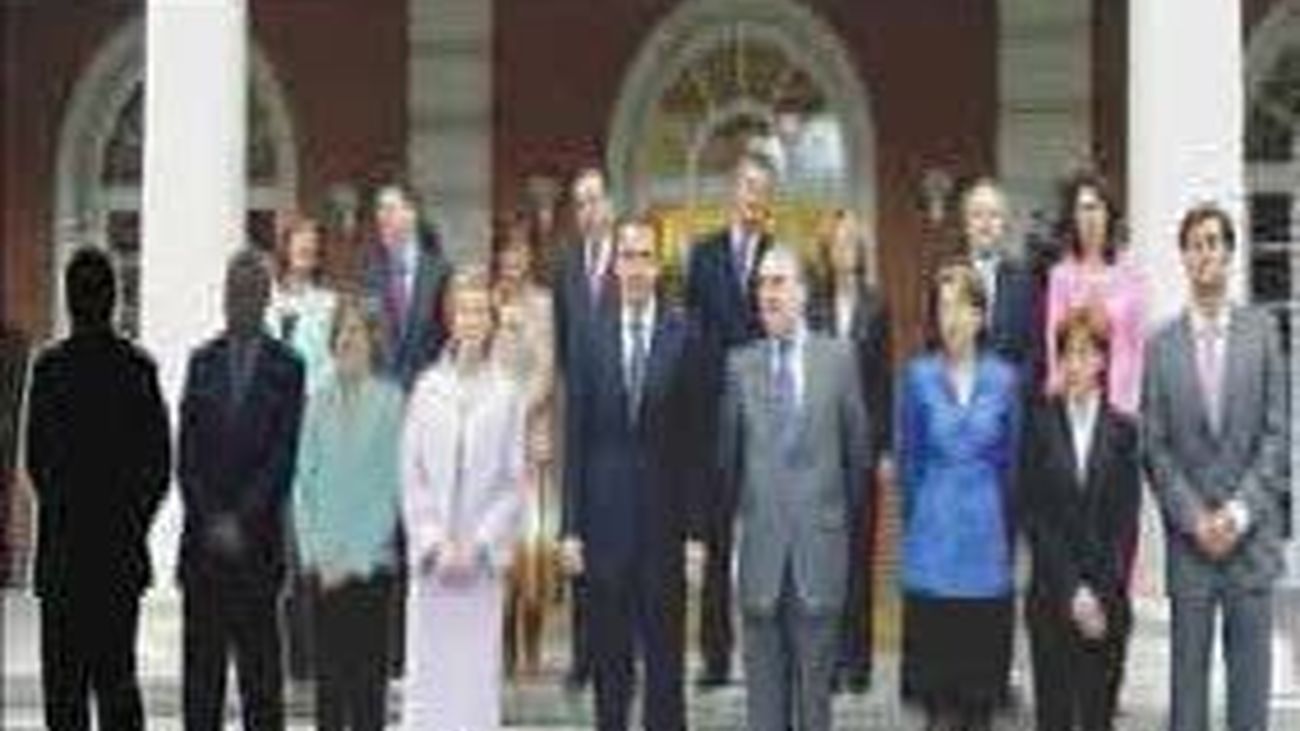 Se van  De la Vega, Moratinos, Espinosa, Aido, Corredor y Corbacho