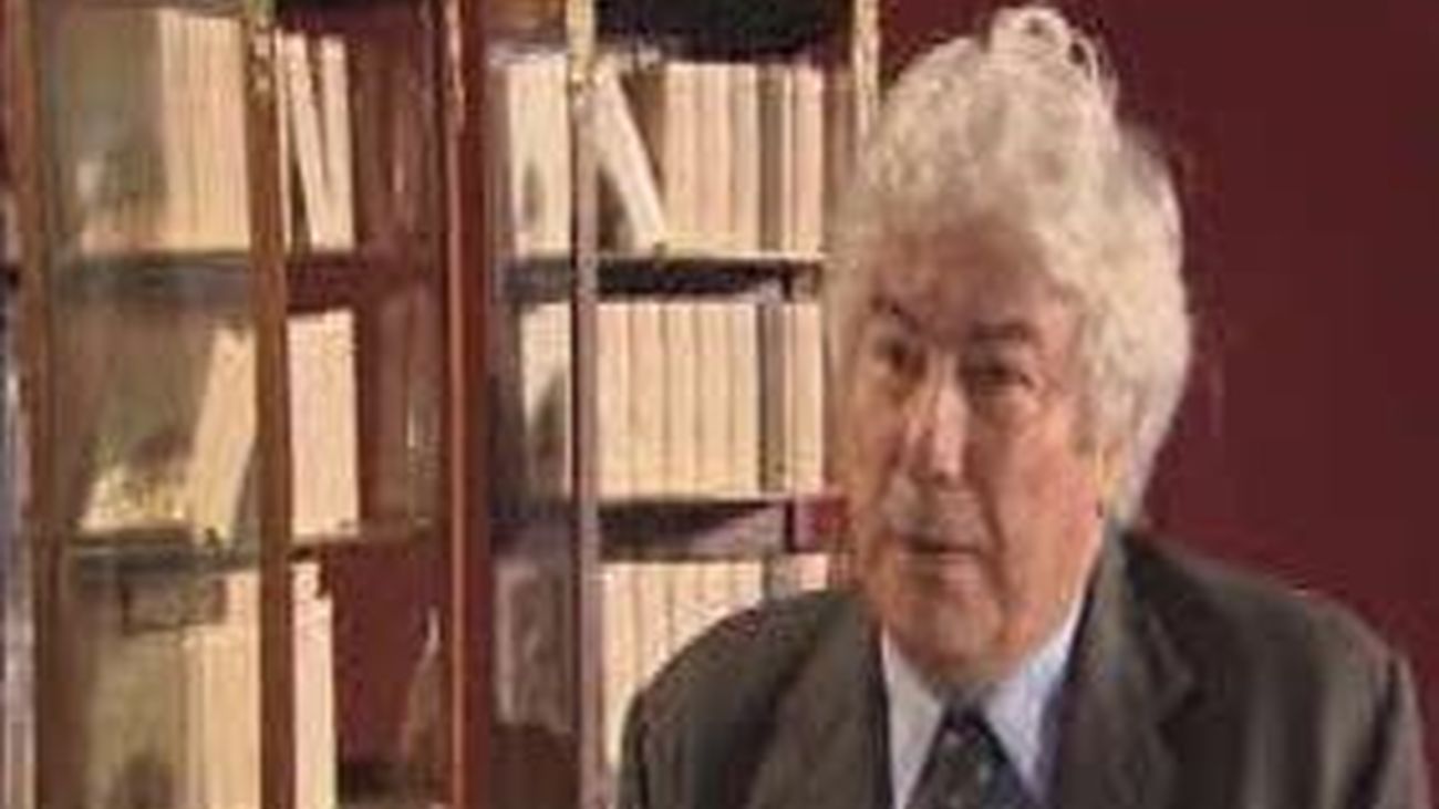 Ken Follett: "Los libros han de tocar los corazones  de los lectores, si no es un fracaso"