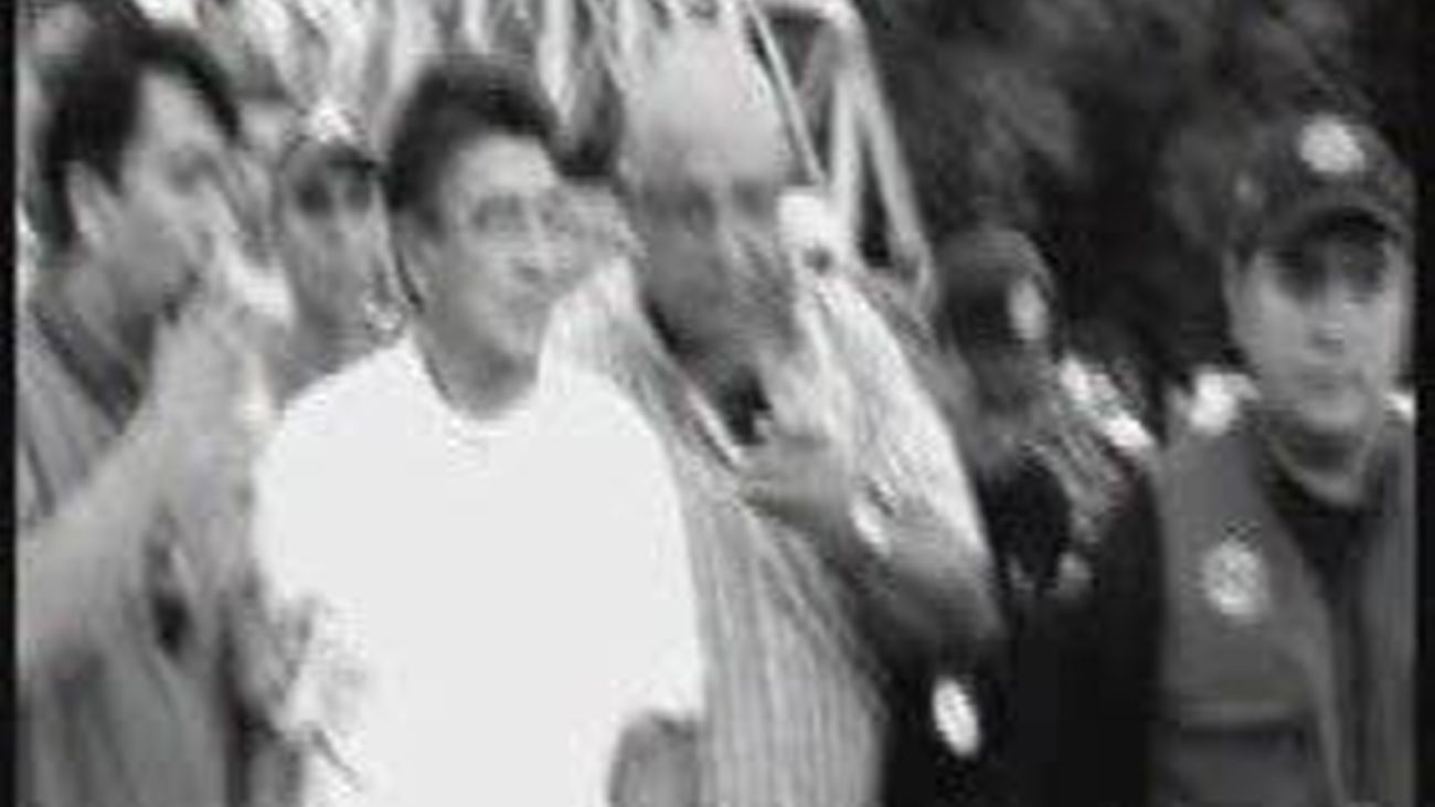 Arturo Cubillas ataca a la Asociación de Víctimas del Terrorismo