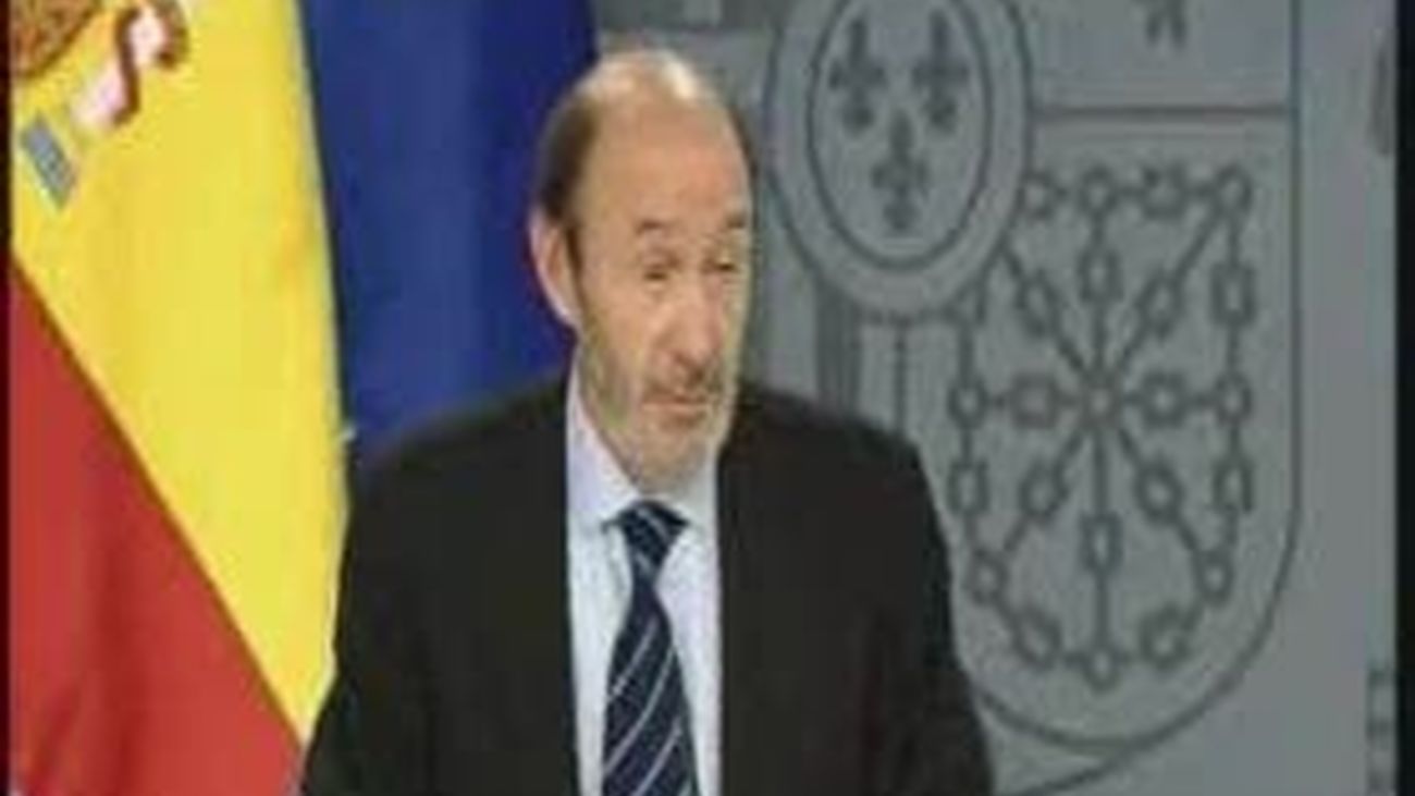 Rubalcaba no aclara la frase de Zapatero sobre Batasuna y subraya que sus pasos son "insuficientes"