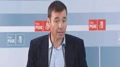 Gómez urge a Zapatero a confirmar su candidatura para 2012