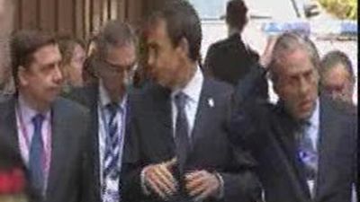 Merkel impone una  reforma del Tratado de Lisboa para reforzar la disciplina fiscal