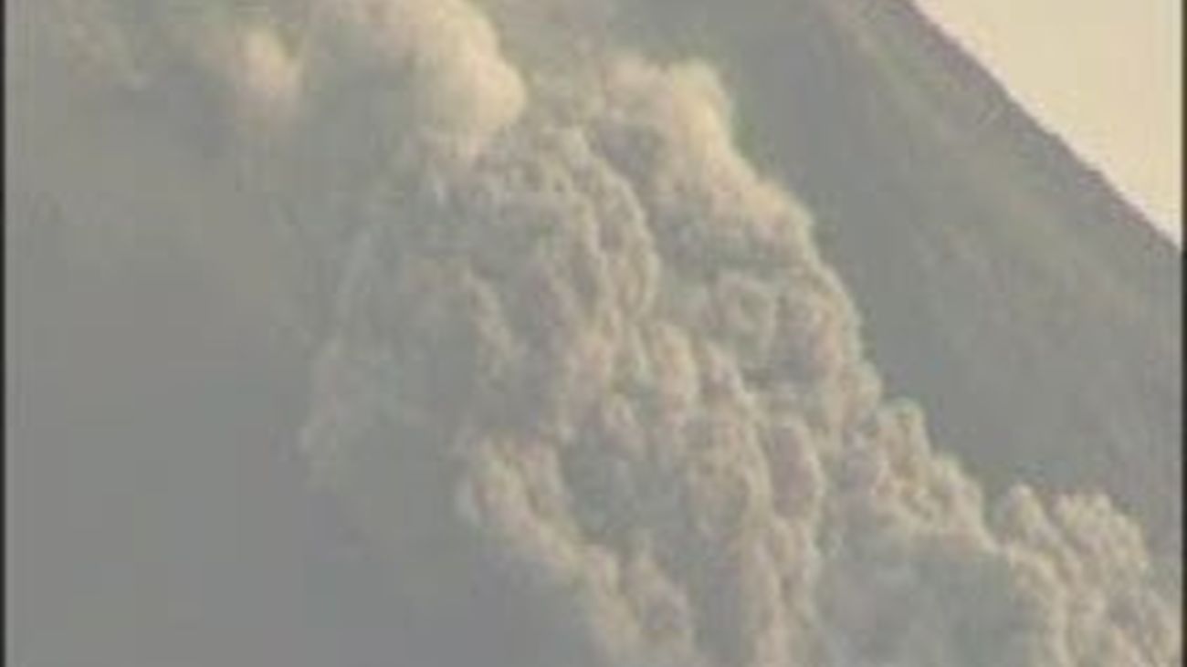 El volcán Merapi ha registrado la erupción más intensa y ha dejado al menos 36 muertos