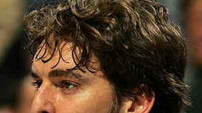 La NBA no autoriza el traspaso de Paul a los Hornets por Gasol y Odom