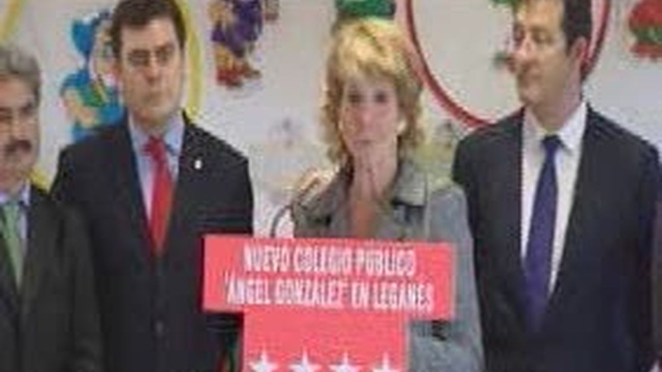 Aguirre inaugura el nuevo colegio Ángel González en Leganés