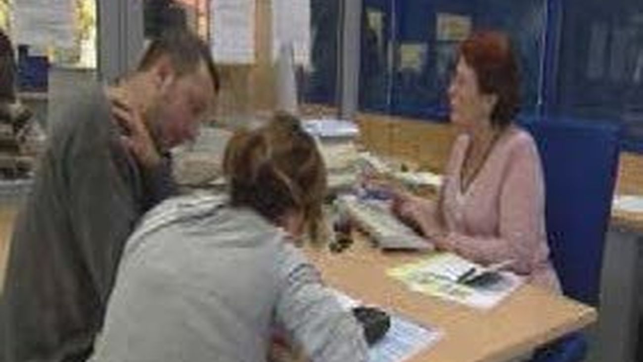 La ley del Registro Civil suprime la preferencia del apellido paterno