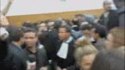 Agredidos dos periodistas españoles en un juicio contra activistas saharauis