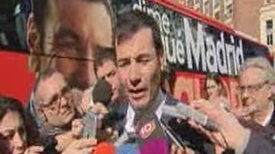 Gómez inicia su segunda gira en autobús para ilusionar y consensuar proyecto