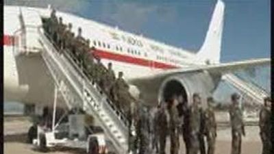 El Rey rinde homenaje a la misión en Bosnia al regresar sus últimos efectivos