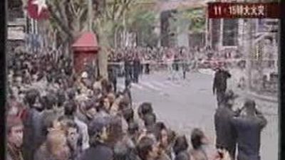 Al menos 65 muertos y 80 heridos en el derrumbe de un edificio en Nueva Delhi