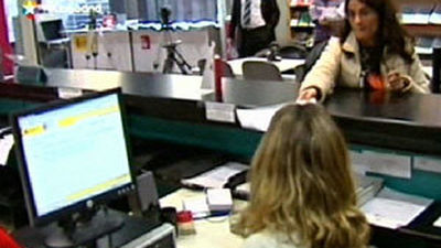 Cataluña propone congelar oposiciones, reducir interinos y bajar sueldos