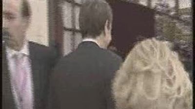 Rajoy a Zapatero: ya nadie le cree, "el único camino" es convocar elecciones