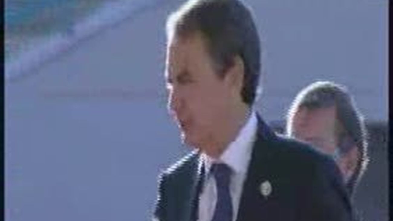 La OTAN acuerda entregar la seguridad en Afganistán en 2014