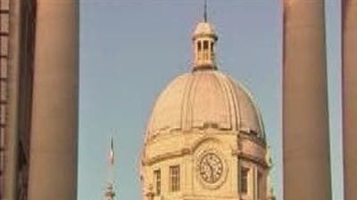 El Gobierno irlandés se tambalea tras aceptar el rescate de su economía