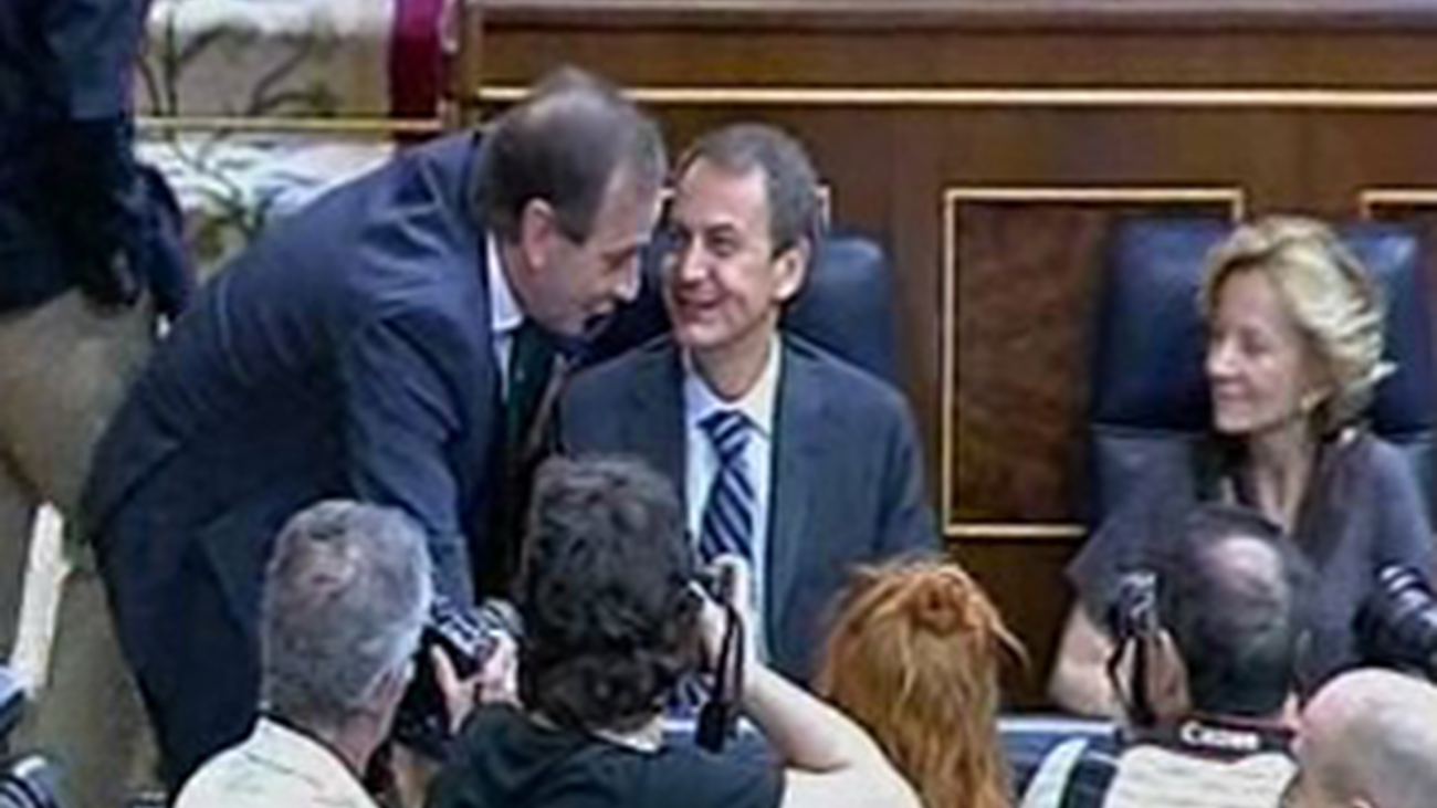 La Bolsa se hunde otro 3% y la prima de riesgo de España alcanza récords históricos