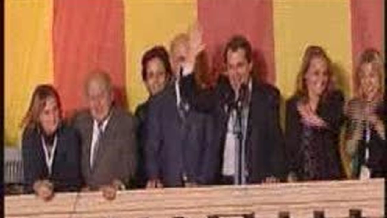 Mas logra una "mayoría amplia" para gobernar solo y elegir apoyos