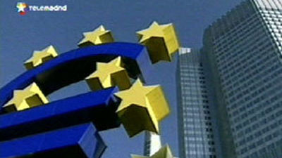 Jacques Delors alerta de que el euro  y Europa se encuentran "al borde del abismo"
