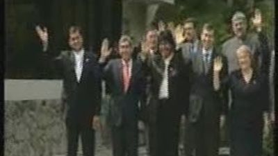 Los Reyes llegan a Mar del Plata para asistir a la XX Cumbre Iberoamericana