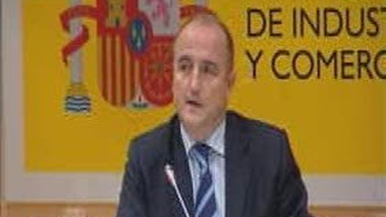 El Gobierno minimiza el daño en el sector turístico del caos aeroportuario