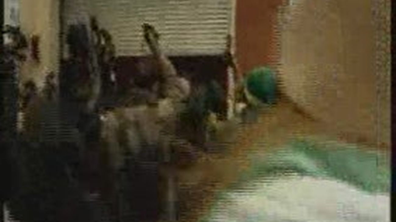 El fundador del portal WikiLeaks detenido en el Reino Unido